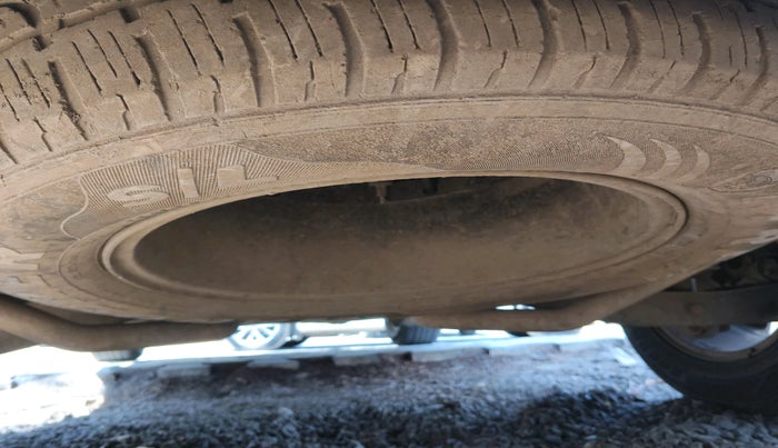 2013 Mahindra XUV500 W8, Diesel, Manual, 1,59,504 km, tyre