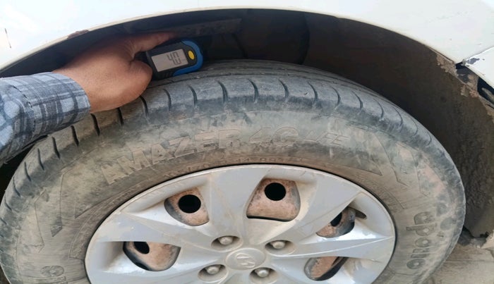 2017 Hyundai Elite i20 SPORTZ 1.4 CRDI, Diesel, Manual, 3,06,256 km, tyre