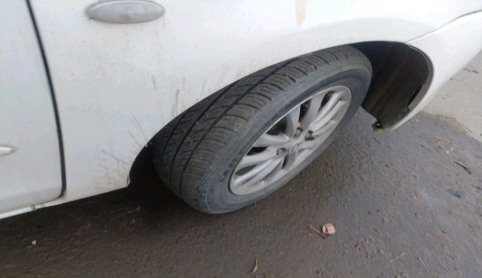 2011 Toyota Etios G, Petrol, Manual, 58,467 km, tyre