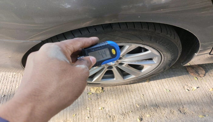 2012 BMW 5 Series 520D 2.0, Diesel, Automatic, 92,092 km, tyre