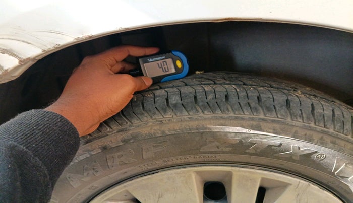 2012 Maruti Swift VDI, Diesel, Manual, 3,67,704 km, tyre