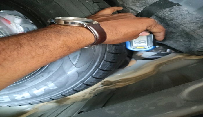 2021 Honda Amaze 1.2L I-VTEC VX, Petrol, Manual, 43,929 km, tyre