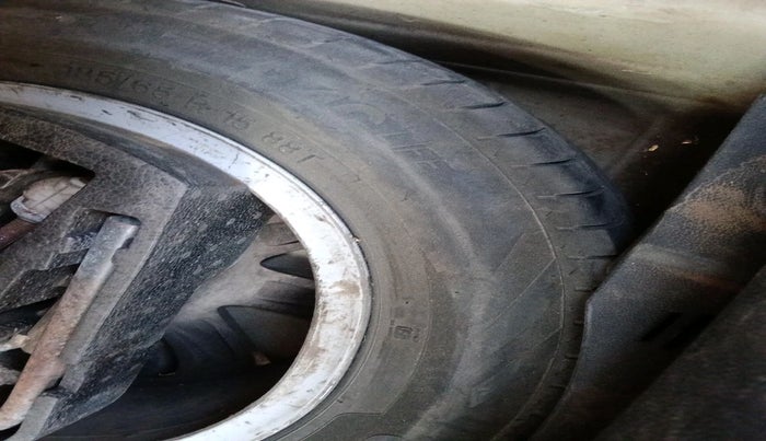 2012 Skoda Fabia ELEGANCE 1.2 TDI, Diesel, Manual, 1,52,163 km, tyre