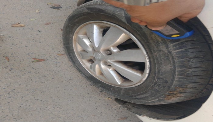 2012 Hyundai i20 SPORTZ 1.2, CNG, Manual, 78,173 km, tyre