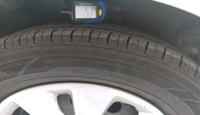 2010 Hyundai i10 SPORTZ 1.2 AT, Petrol, Automatic, 74,411 km, tyre