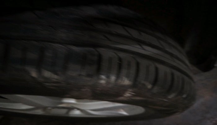 2013 Honda City 1.5L I-VTEC S MT, Petrol, Manual, 1,71,763 km, tyre