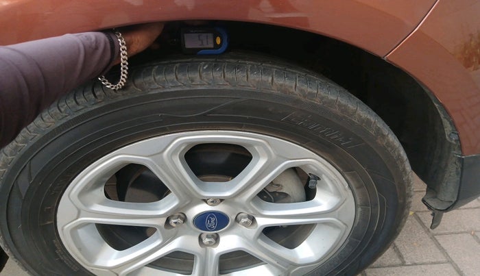 2021 Ford Ecosport TITANIUM + 1.5L PETROL AT, CNG, Automatic, 31,744 km, tyre