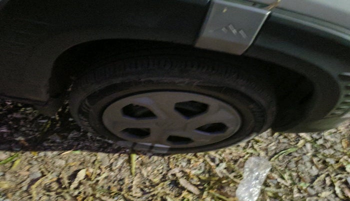 2024 Maruti BREZZA LXI, Petrol, Manual, 16,194 km, tyre