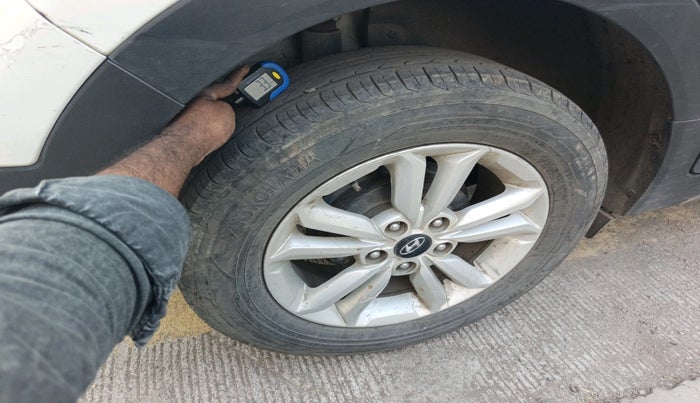 2017 Hyundai Creta SX PLUS 1.6 DIESEL, Diesel, Manual, 1,30,152 km, tyre