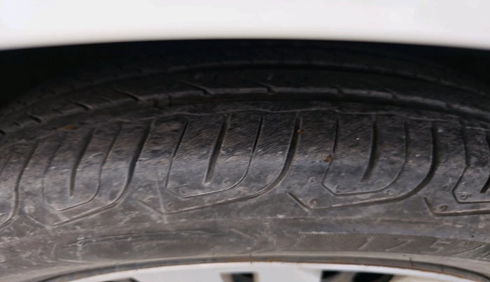 2014 Honda City 1.5L I-VTEC S MT, Petrol, Manual, 54,553 km, tyre