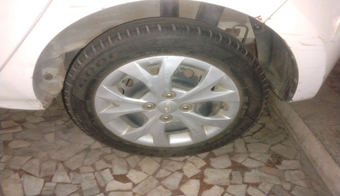 2013 Hyundai Grand i10 SPORTZ 1.2 KAPPA VTVT, Petrol, Manual, 45,063 km, tyre