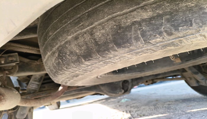 2017 Tata Hexa XM 4X2 7 STR, Diesel, Manual, 1,37,970 km, tyre