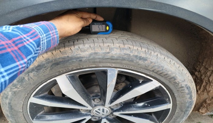 2019 Volkswagen T-ROC 1.5 TSI AT, Petrol, Automatic, 1,41,919 km, tyre