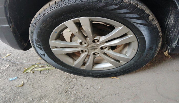 2016 Maruti Vitara Brezza ZDI, Diesel, Manual, 92,145 km, tyre