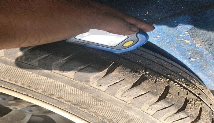 2012 Hyundai Verna FLUIDIC 1.6 VTVT SX, Petrol, Manual, 53,250 km, tyre