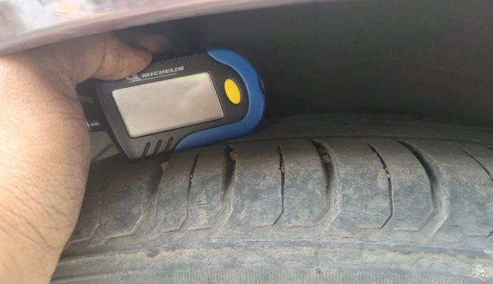 2012 Hyundai Verna FLUIDIC 1.6 VTVT SX, Petrol, Manual, 53,250 km, tyre