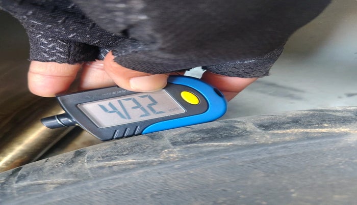 2021 Hyundai AURA S 1.2, Petrol, Manual, 54,503 km, tyre