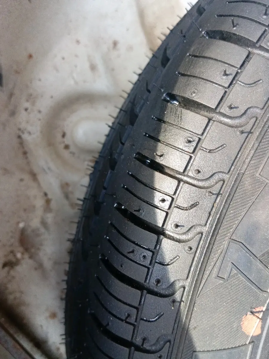2019 Maruti Alto LXI, Petrol, Manual, 20,092 km, tyre
