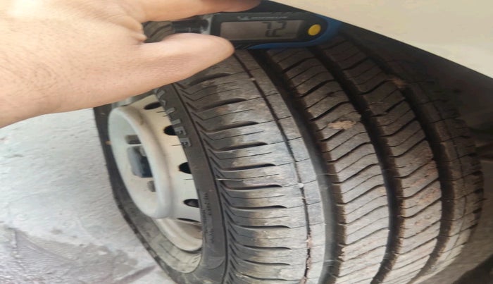 2011 Maruti Alto LXI, Petrol, Manual, 35,728 km, tyre