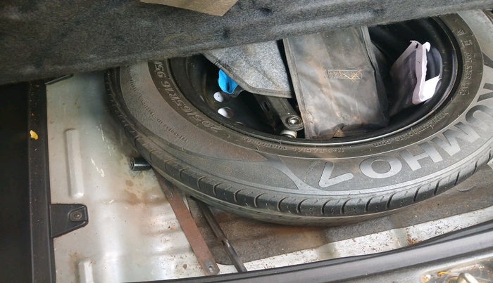 2020 KIA SELTOS HTE 1.5 DIESEL, Diesel, Manual, 1,01,056 km, tyre