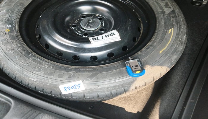 2022 Jeep Compass MODEL S (O) 1.4 PETROL DCT, Petrol, Automatic, 15,843 km, tyre