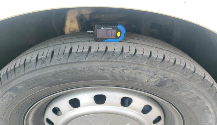 2018 Mahindra MARAZZO M2 8 STR, Diesel, Manual, 20,936 km, tyre