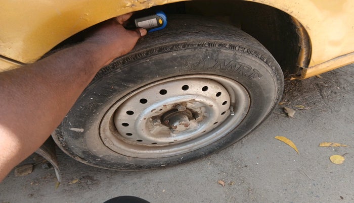 2015 Tata Venture GX 7 STR, Diesel, Manual, 1,45,312 km, tyre