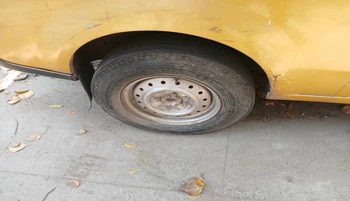 2015 Tata Venture GX 7 STR, Diesel, Manual, 1,45,312 km, tyre