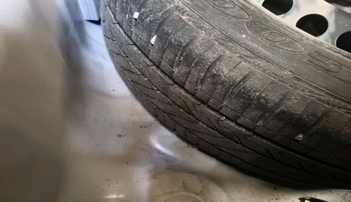 2015 Hyundai Grand i10 MAGNA 1.2 KAPPA VTVT, Petrol, Manual, 39,668 km, tyre