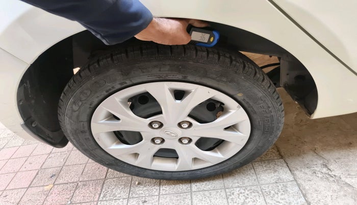 2015 Hyundai Grand i10 MAGNA 1.2 KAPPA VTVT, Petrol, Manual, 39,668 km, tyre