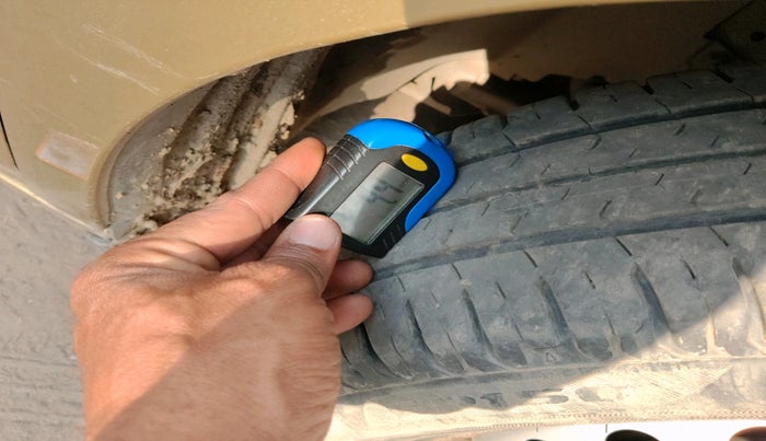 2021 Tata ALTROZ XE DIESEL, Diesel, Manual, 47,119 km, tyre