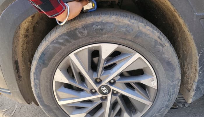 2022 Hyundai Tucson SIGNATURE 2.0 AT DIESEL, Diesel, Automatic, 58,011 km, tyre