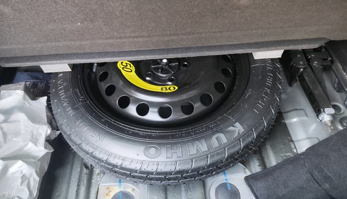 2022 Hyundai Tucson SIGNATURE 2.0 AT DIESEL, Diesel, Automatic, 58,011 km, tyre