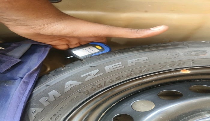 2016 Hyundai Grand i10 SPORTZ 1.2 KAPPA VTVT, Petrol, Manual, 1,07,468 km, tyre