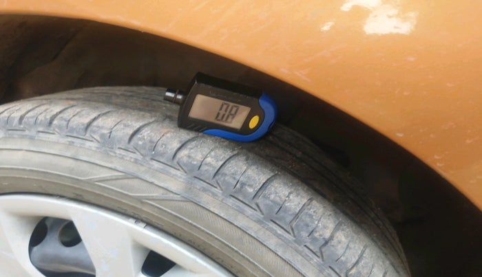 2016 Hyundai Grand i10 SPORTZ 1.2 KAPPA VTVT, Petrol, Manual, 1,07,468 km, tyre