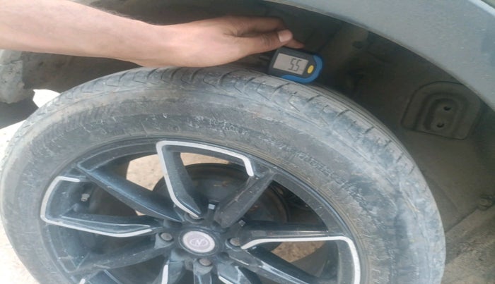 2021 Tata NEXON XE PETROL, Petrol, Manual, 56,288 km, tyre