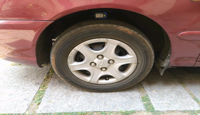 2010 Hyundai Accent GLE, Petrol, Manual, 1,71,564 km, tyre