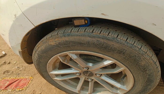 2017 Hyundai Grand i10 SPORTZ (O) 1.2 KAPPA VTVT, Petrol, Manual, 63,330 km, tyre