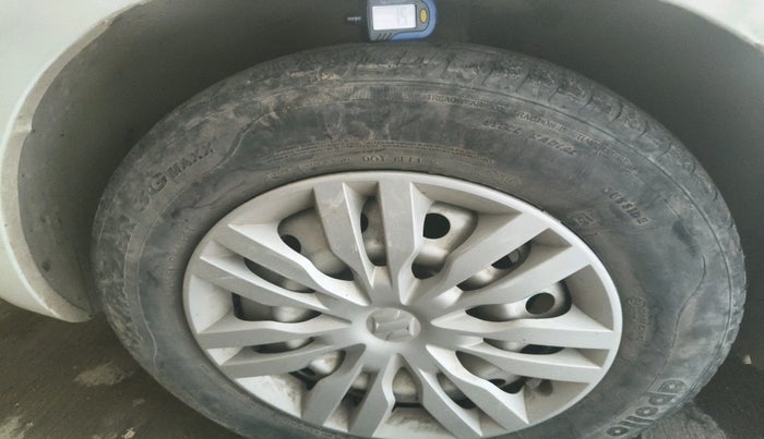 2019 Maruti Dzire LXI, Petrol, Manual, 56,317 km, tyre