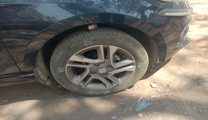 2023 Tata TIGOR XZA PLUS PETROL, Petrol, Automatic, 22,069 km, tyre