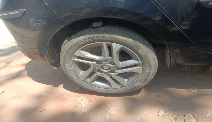 2023 Tata TIGOR XZA PLUS PETROL, Petrol, Automatic, 22,069 km, tyre