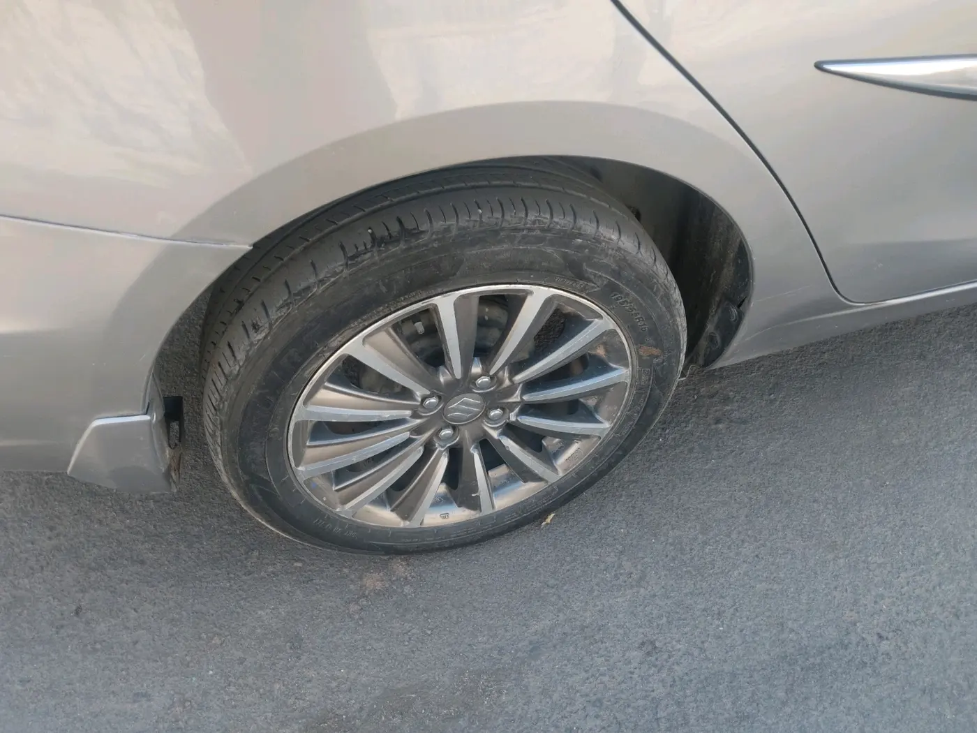 2020 Maruti Ciaz ALPHA 1.5 SHVS PETROL, Petrol, Manual, 1,09,303 km, tyre