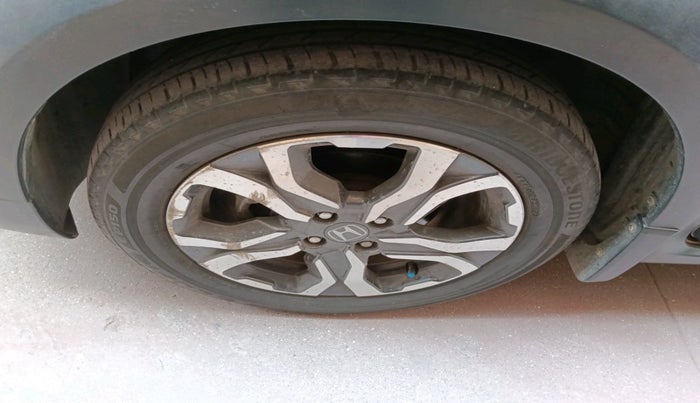 2017 Honda WR-V 1.2L I-VTEC VX MT, Petrol, Manual, 31,693 km, tyre