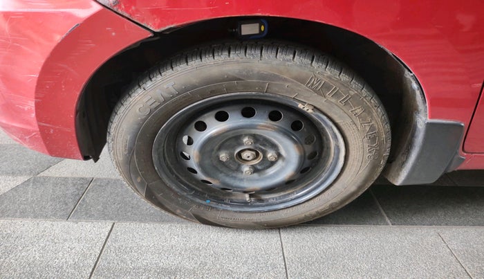 2017 Maruti Celerio VXI CNG, CNG, Manual, 92,659 km, tyre