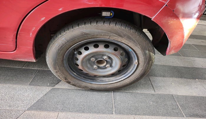 2017 Maruti Celerio VXI CNG, CNG, Manual, 92,659 km, tyre