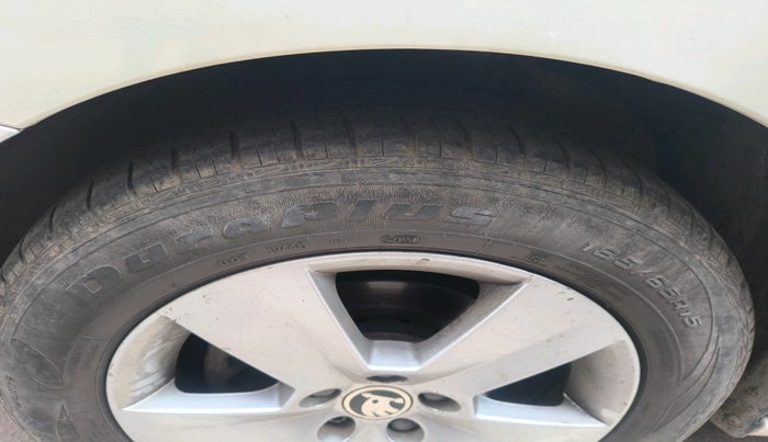 2020 Skoda Rapid 1.0 AMBITION TSI MT, Petrol, Manual, 76,948 km, tyre