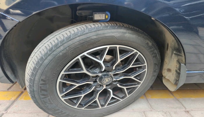 2023 Tata Tiago XZ PLUS CNG, CNG, Manual, 41,029 km, tyre