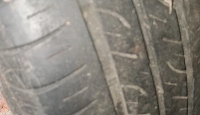 2013 Hyundai Accent GLE, Petrol, Manual, 1,10,615 km, tyre