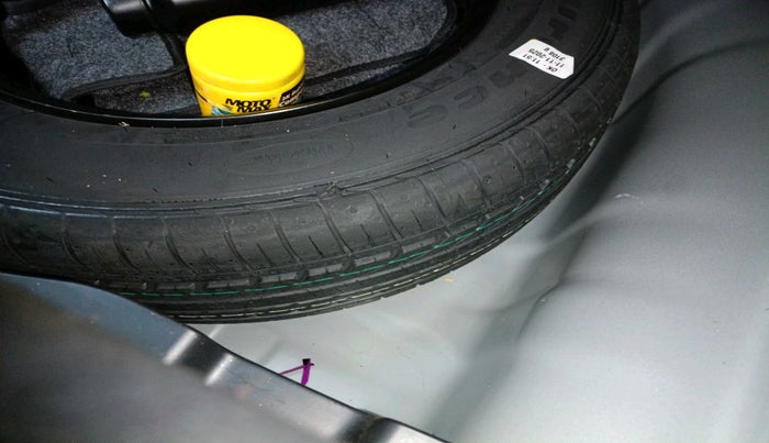 2025 KIA SONET HTK PLUS 1.2 PETROL MT, Petrol, Manual, 4,536 km, tyre