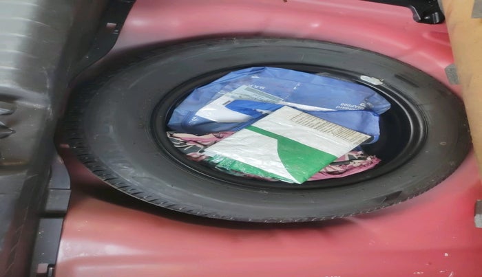 2023 Hyundai NEW I20 ASTA (O) 1.2 MT, Petrol, Manual, 39,451 km, tyre